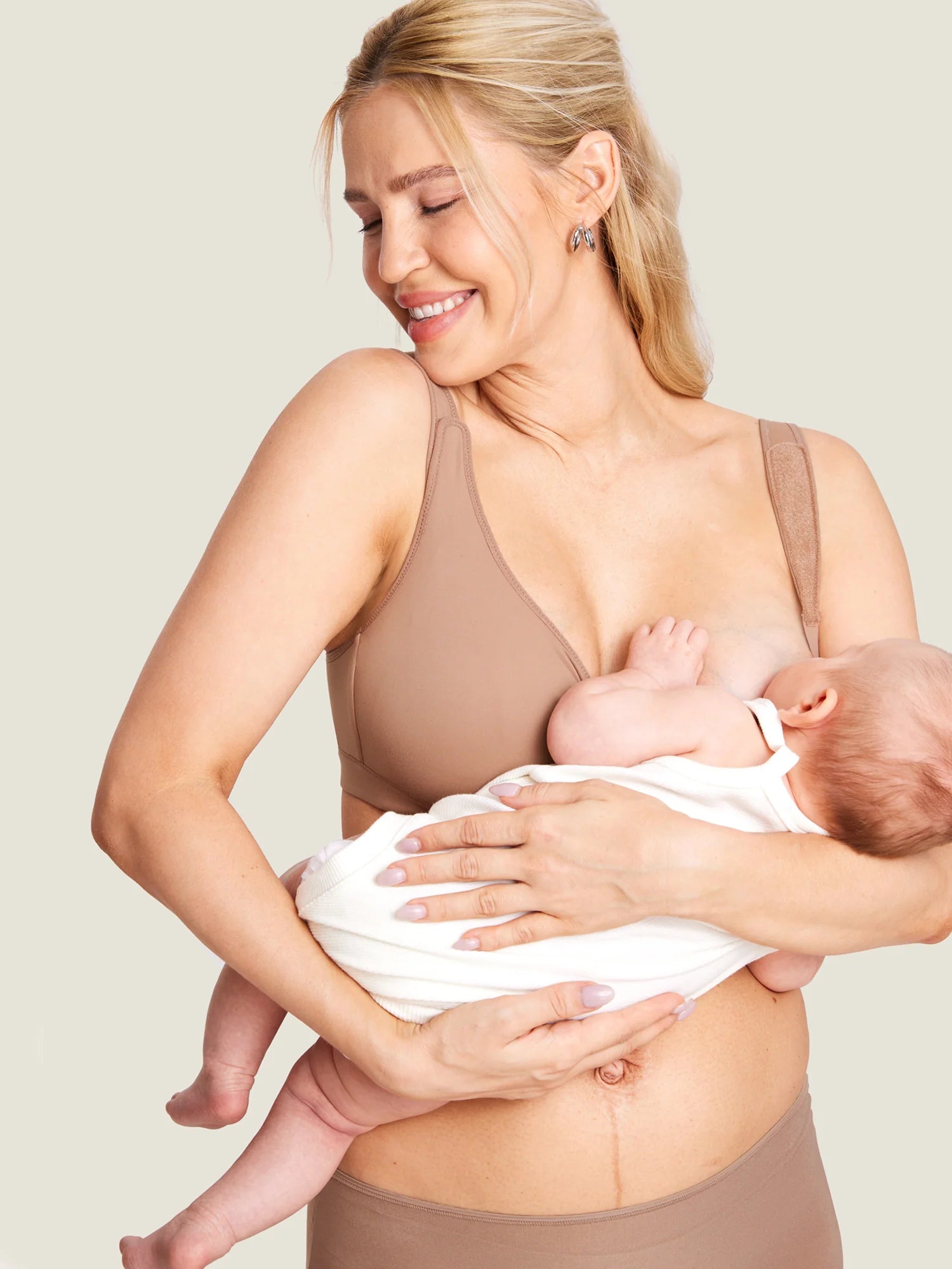 Natrelax® Velcro All-in-One Nursing & Pumping Bra